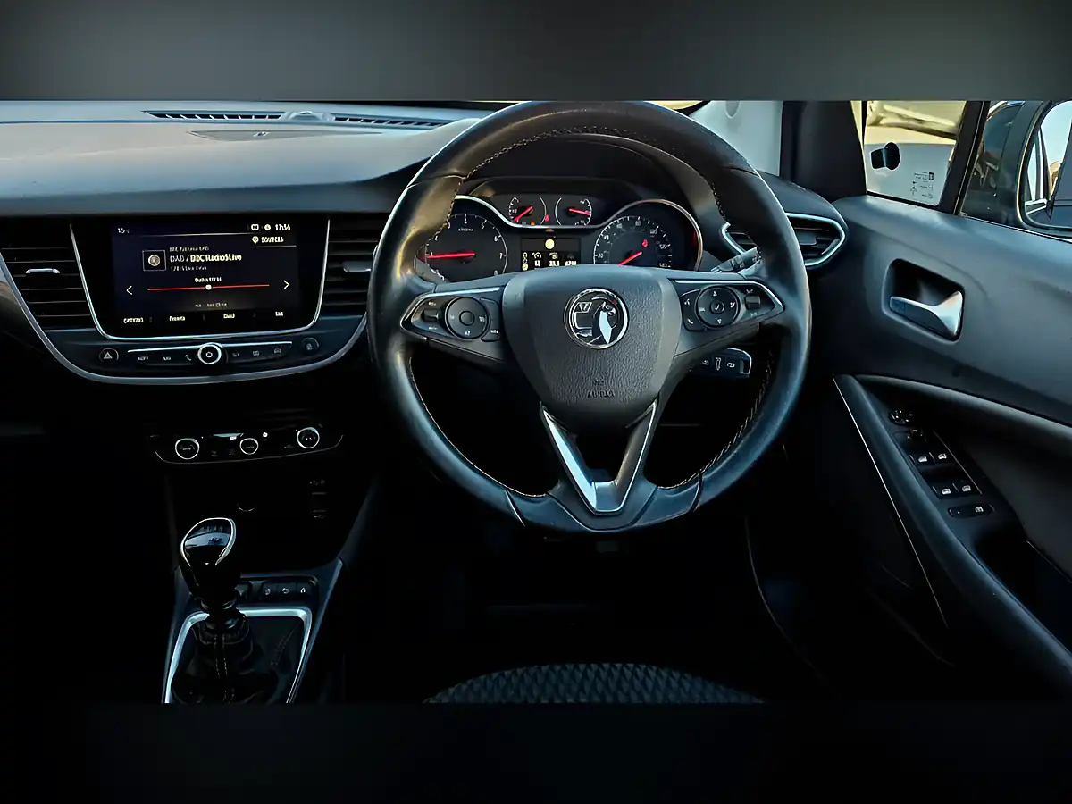 Used 2019 Vauxhall Crossland X Tech Line Nav Black - Interior and Exterior details 14