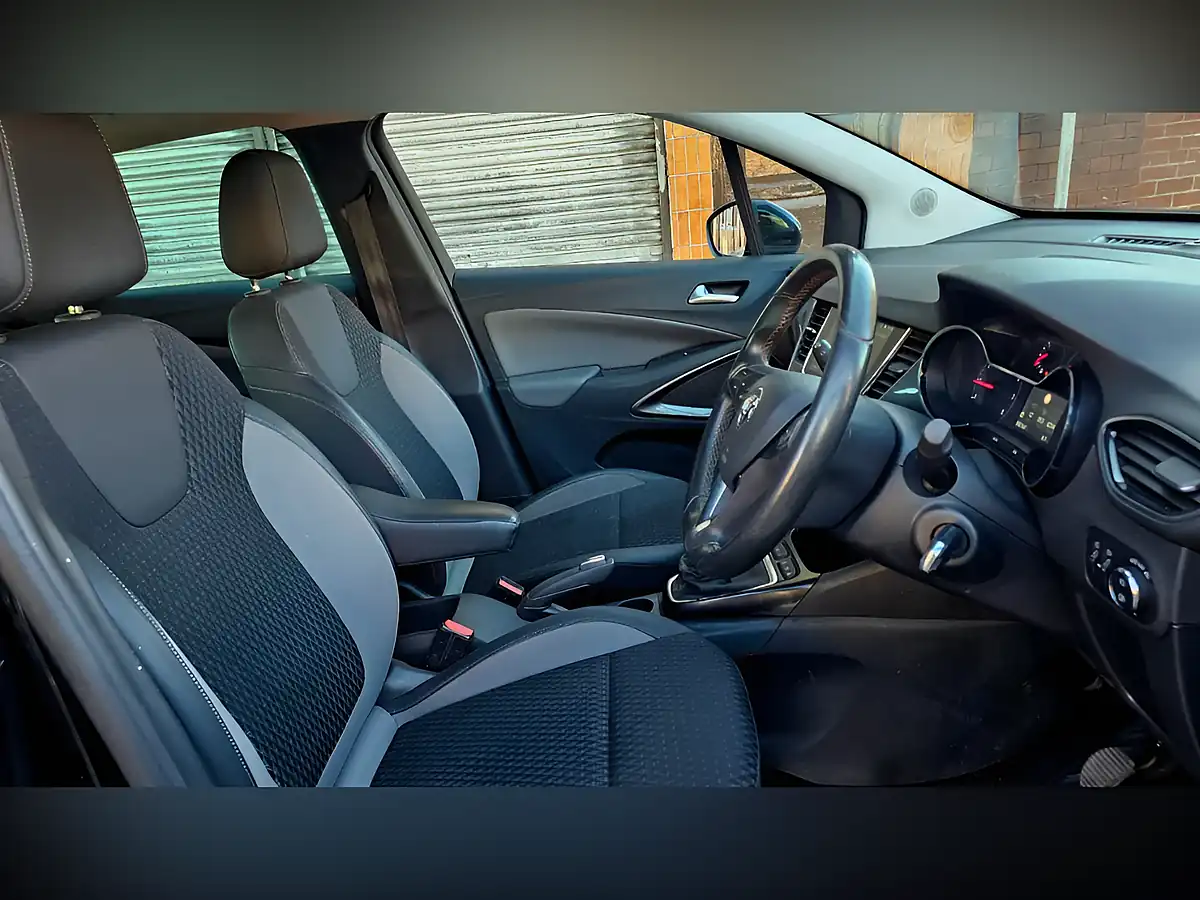 Used 2019 Vauxhall Crossland X Tech Line Nav Black - Interior and Exterior details 16