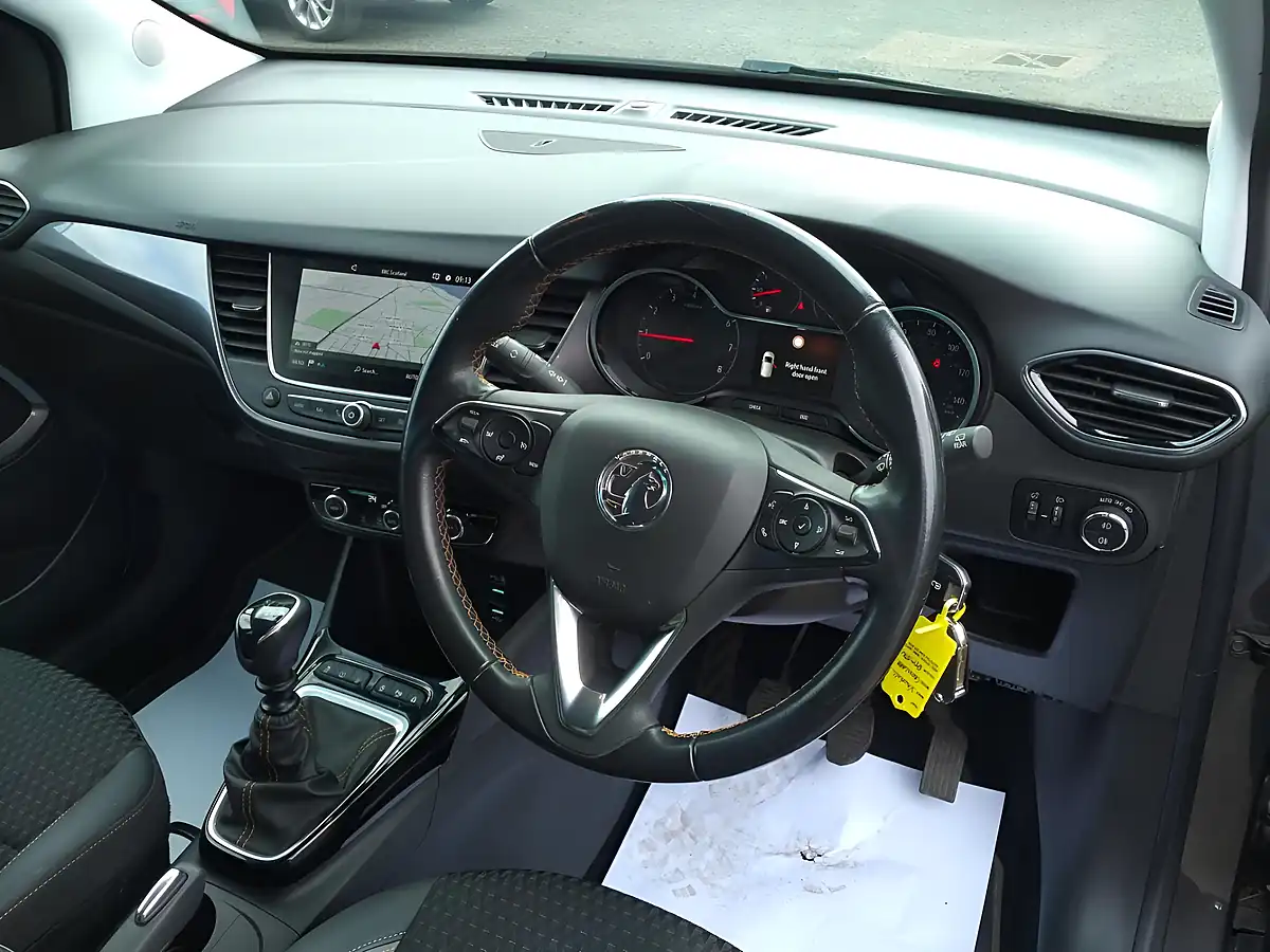 Used 2019 Vauxhall Crossland X Tech Line Nav Grey - Interior and Exterior details 12
