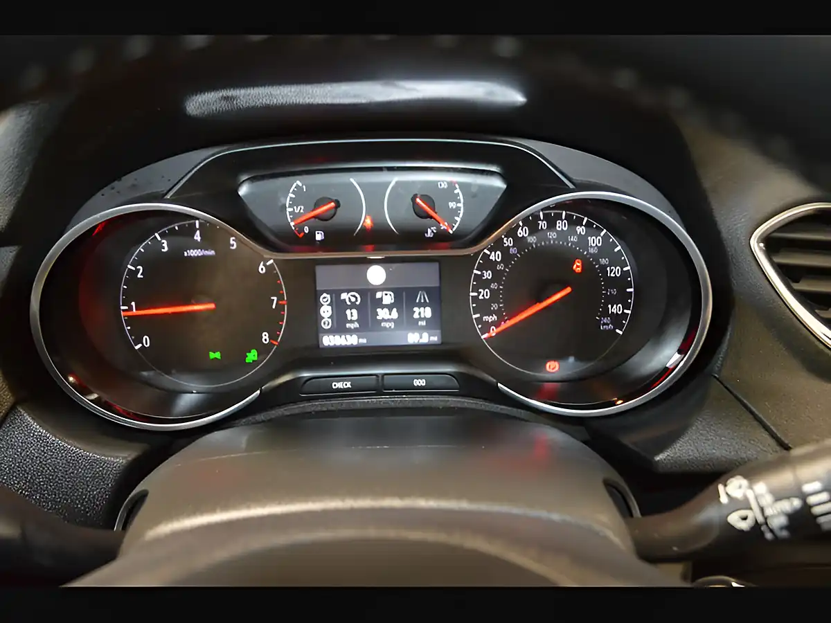 Used 2019 Vauxhall Grandland X Business Edition Nav Quartz Grey - Interior and Exterior details 12