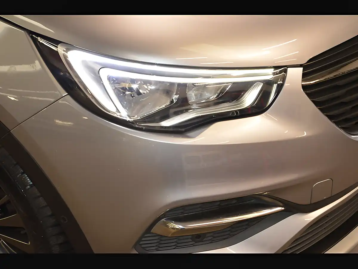 Used 2019 Vauxhall Grandland X Business Edition Nav Quartz Grey - Interior and Exterior details 19