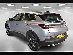 Used 2019 Vauxhall Grandland X Business Edition Nav Quartz Grey - Interior and Exterior details 6
