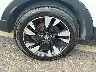 Used 2019 Vauxhall Grandland X Design Line White - Interior and Exterior details 19
