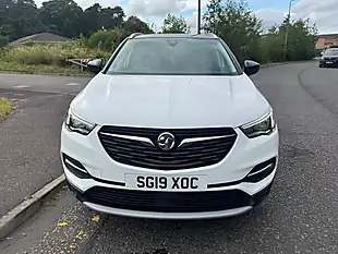 Used 2019 Vauxhall Grandland X Design Line White - Interior and Exterior details 2