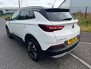 Used 2019 Vauxhall Grandland X Design Line White - Interior and Exterior details 6