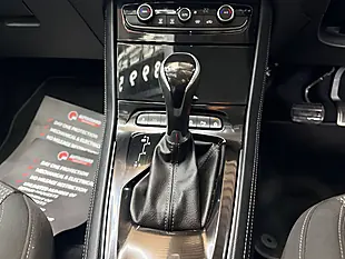 Used 2019 Vauxhall Grandland X Design Line White - Interior and Exterior details 18