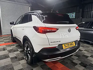 Used 2019 Vauxhall Grandland X Design Line White - Interior and Exterior details 8