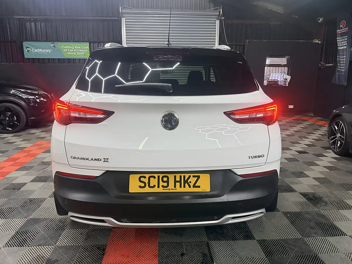 Used 2019 Vauxhall Grandland X Design Line White - Interior and Exterior details 9