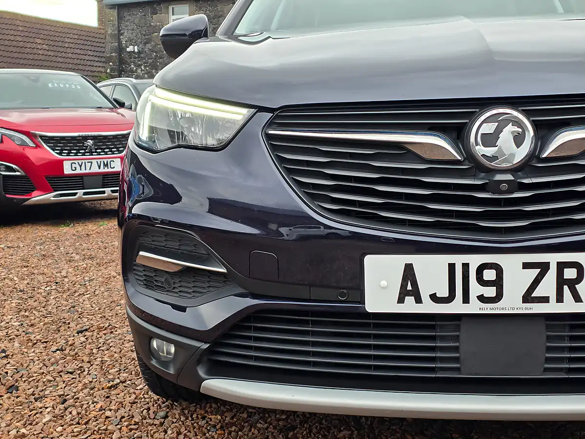 Used 2019 Vauxhall Grandland X Elite Nav Amethyst Purple Metallic - Interior and Exterior details 4