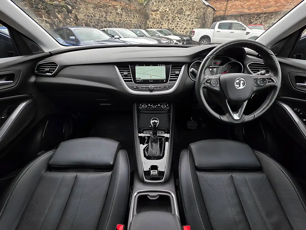 Used 2019 Vauxhall Grandland X Elite Nav Amethyst Purple Metallic - Interior and Exterior details 7