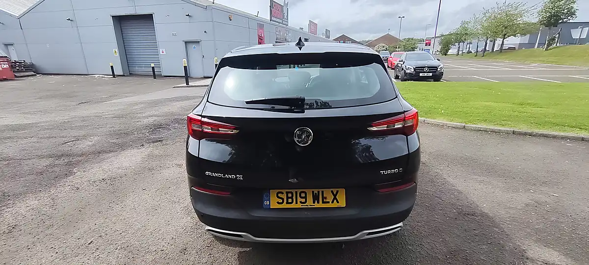Used 2019 Vauxhall Grandland X Elite Nav Black - Interior and Exterior details 4