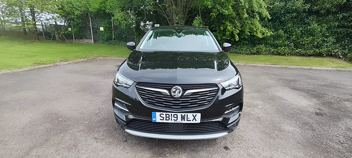 Used 2019 Vauxhall Grandland X Elite Nav Black - Interior and Exterior details 8