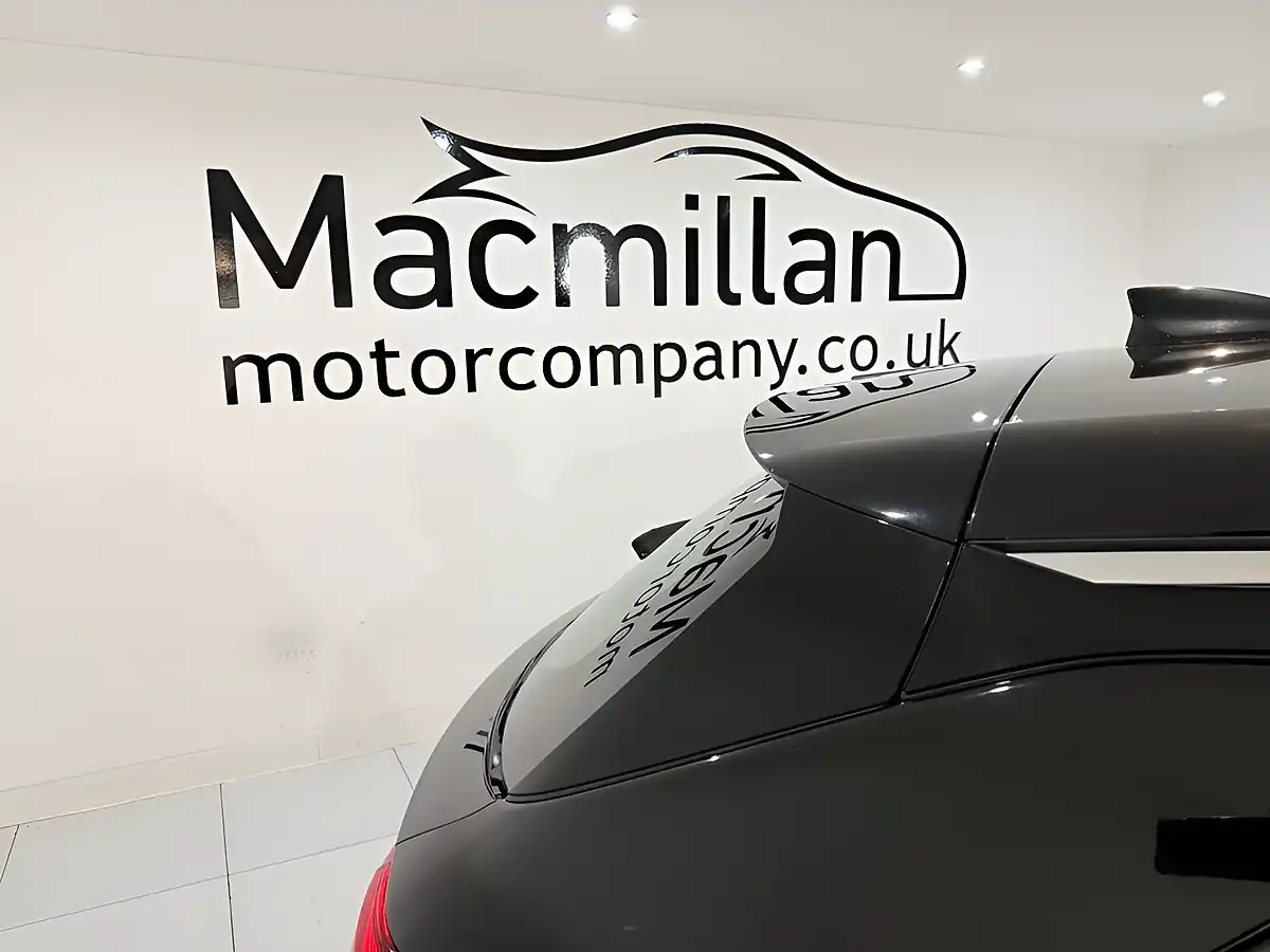 Used 2019 Vauxhall Grandland X Elite Nav Black - Interior and Exterior details 9