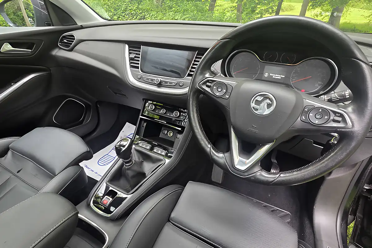 Used 2019 Vauxhall Grandland X Elite Nav Black - Interior and Exterior details 16