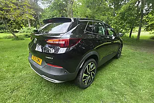 Used 2019 Vauxhall Grandland X Elite Nav Black - Interior and Exterior details 8