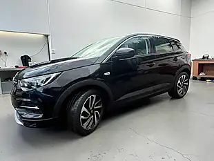 Used 2019 Vauxhall Grandland X Elite Nav Black - Interior and Exterior details 3