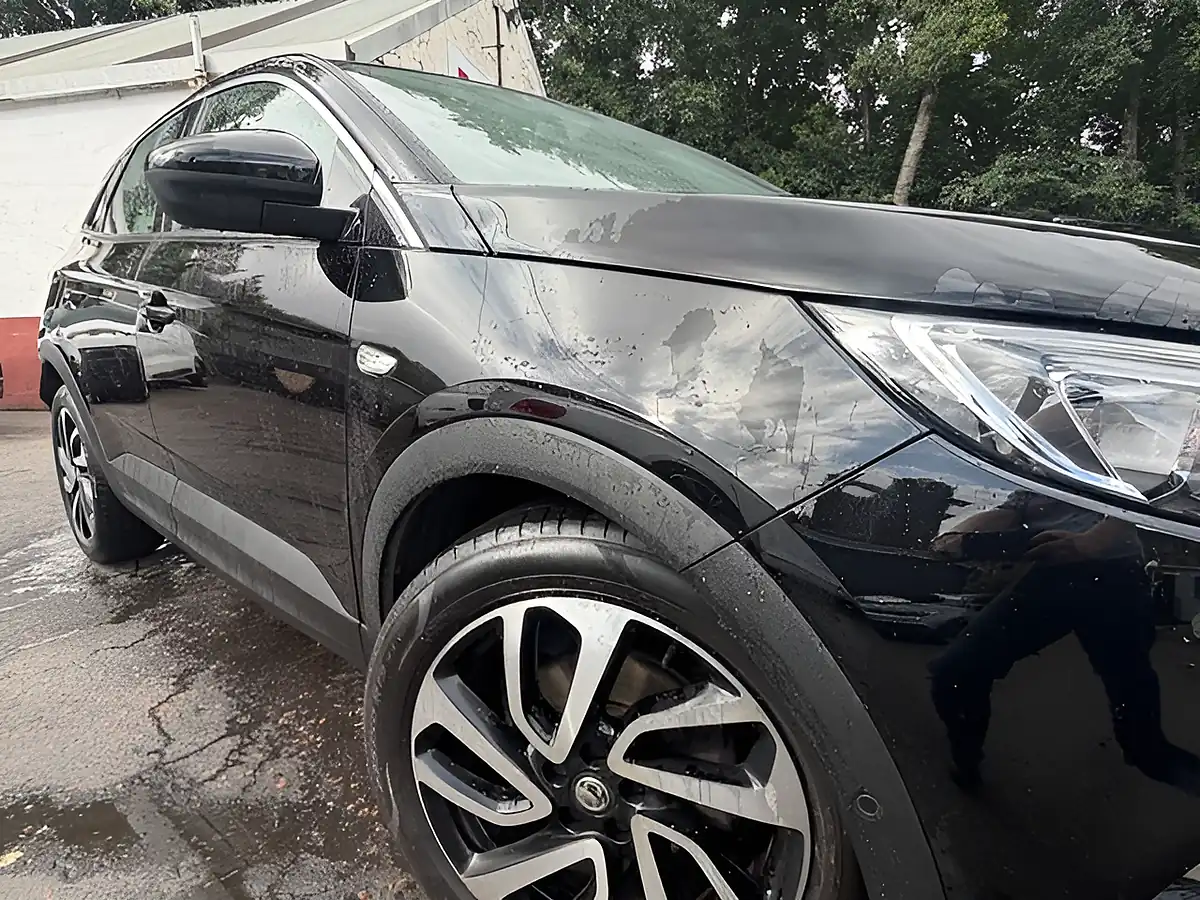 Used 2019 Vauxhall Grandland X Elite Nav Black - Interior and Exterior details 8
