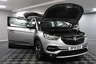 Used 2019 Vauxhall Grandland X Elite Nav S/S Grey - Interior and Exterior details 13