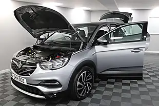 Used 2019 Vauxhall Grandland X Elite Nav S/S Grey - Interior and Exterior details 14