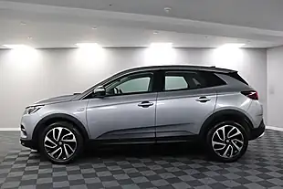 Used 2019 Vauxhall Grandland X Elite Nav S/S Grey - Interior and Exterior details 16