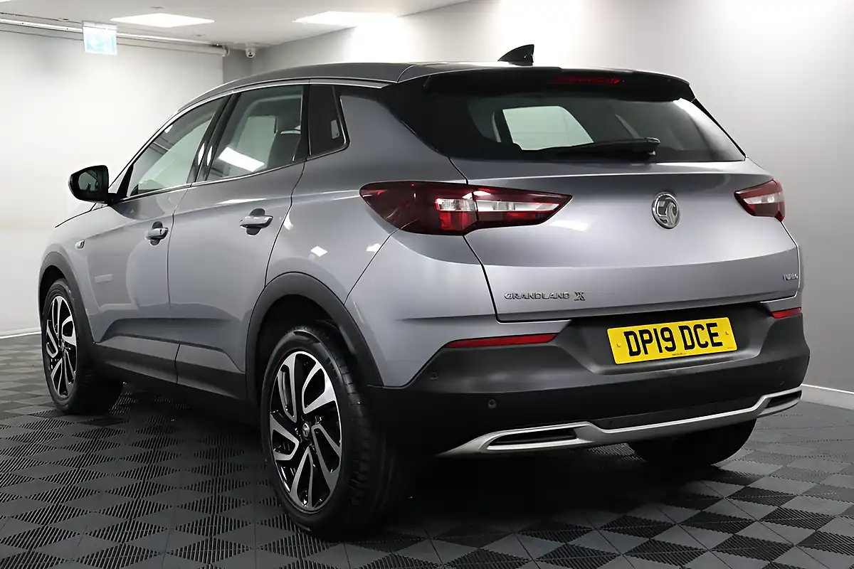 Used 2019 Vauxhall Grandland X Elite Nav S/S Grey - Interior and Exterior details 8