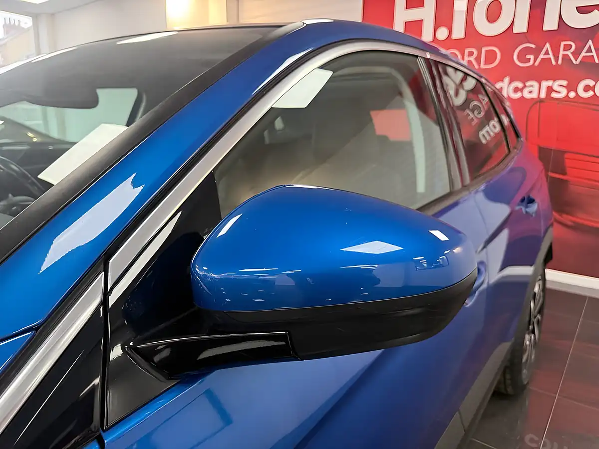Used 2019 Vauxhall Grandland X Elite Nav Topaz Blue - Interior and Exterior details 19