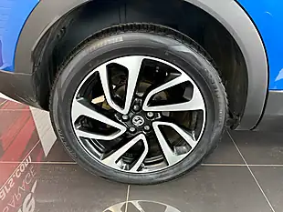 Used 2019 Vauxhall Grandland X Elite Nav Topaz Blue - Interior and Exterior details 3