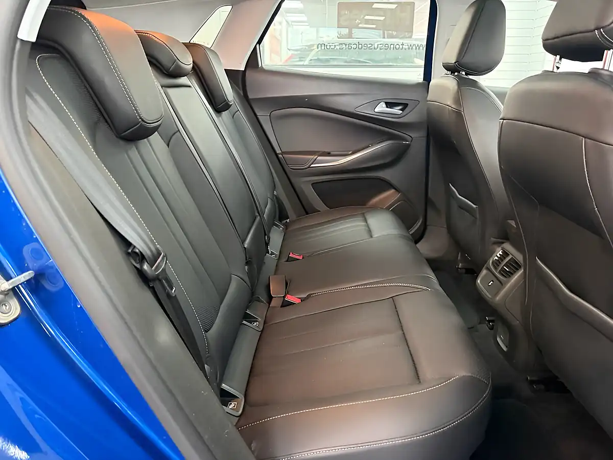 Used 2019 Vauxhall Grandland X Elite Nav Topaz Blue - Interior and Exterior details 5