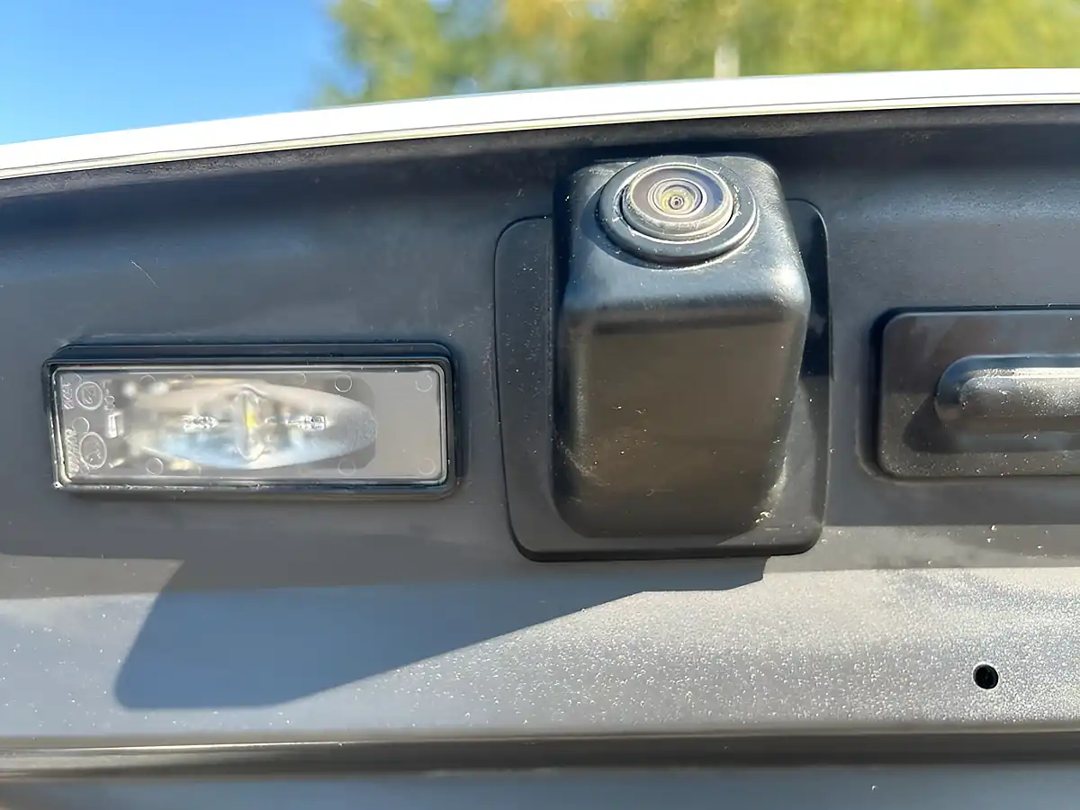 Used 2019 Vauxhall Grandland X Elite Nav White - Interior and Exterior details 7