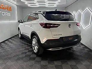 Used 2019 Vauxhall Grandland X Elite Nav White - Interior and Exterior details 10