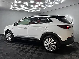 Used 2019 Vauxhall Grandland X Elite Nav White - Interior and Exterior details 11