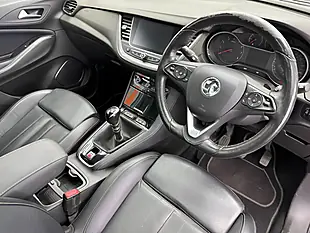Used 2019 Vauxhall Grandland X Elite Nav White - Interior and Exterior details 19