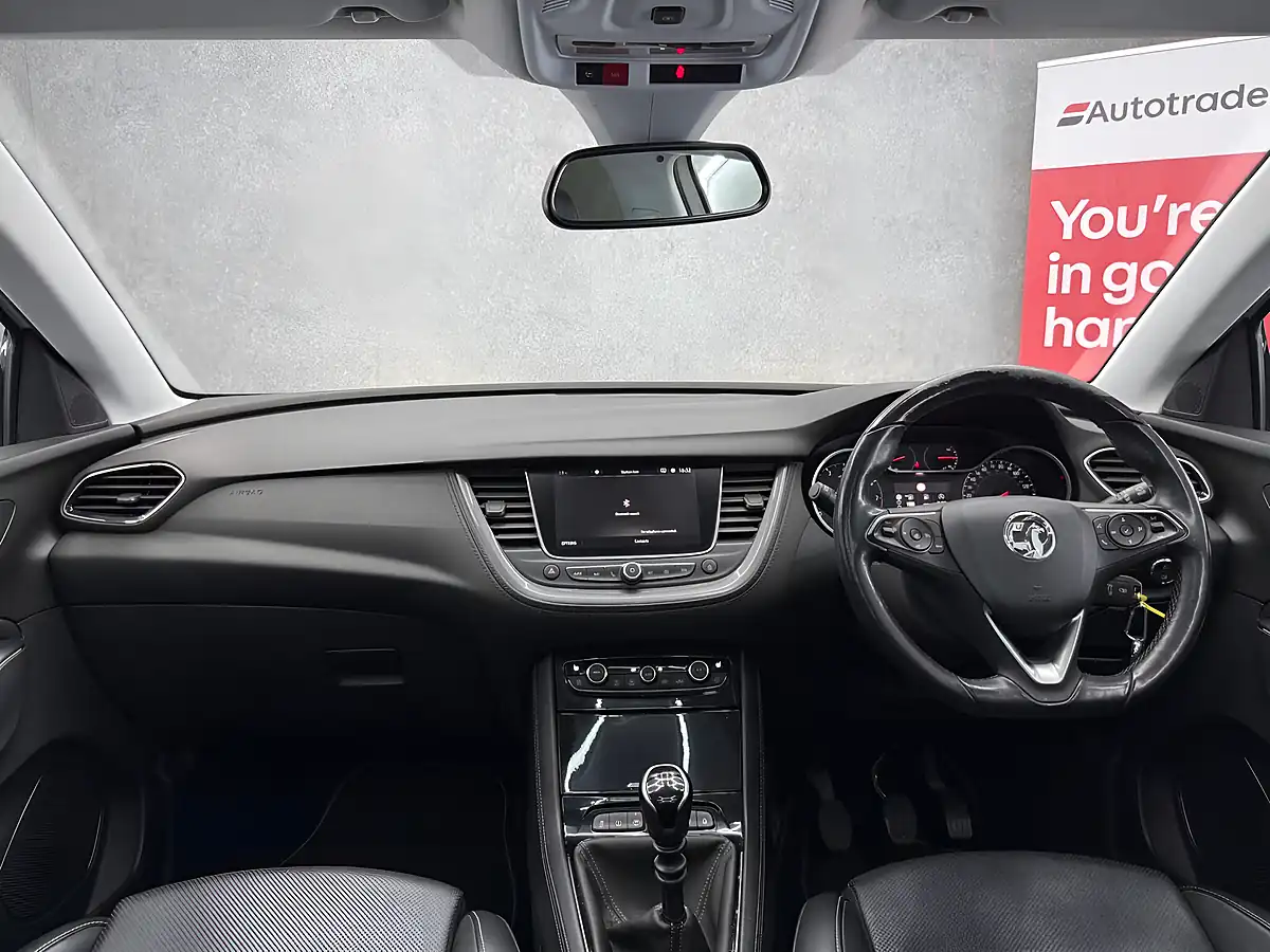 Used 2019 Vauxhall Grandland X Elite Nav White - Interior and Exterior details 20