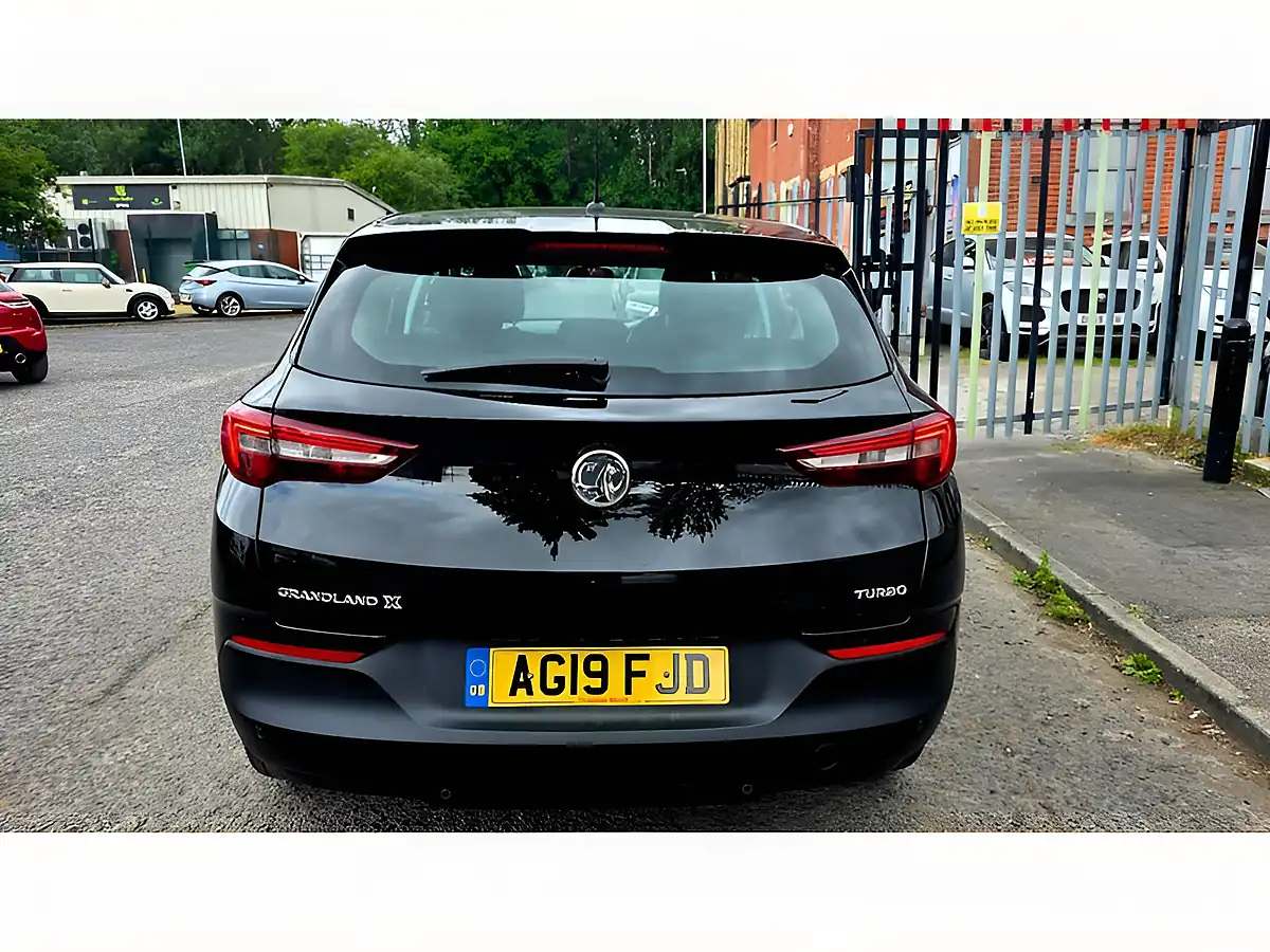 Used 2019 Vauxhall Grandland X Se Black - Interior and Exterior details 10