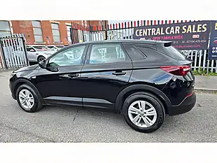 Used 2019 Vauxhall Grandland X Se Black - Interior and Exterior details 11