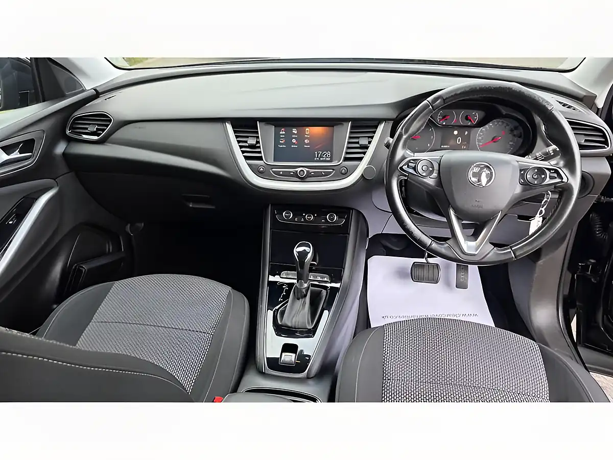 Used 2019 Vauxhall Grandland X Se Black - Interior and Exterior details 15