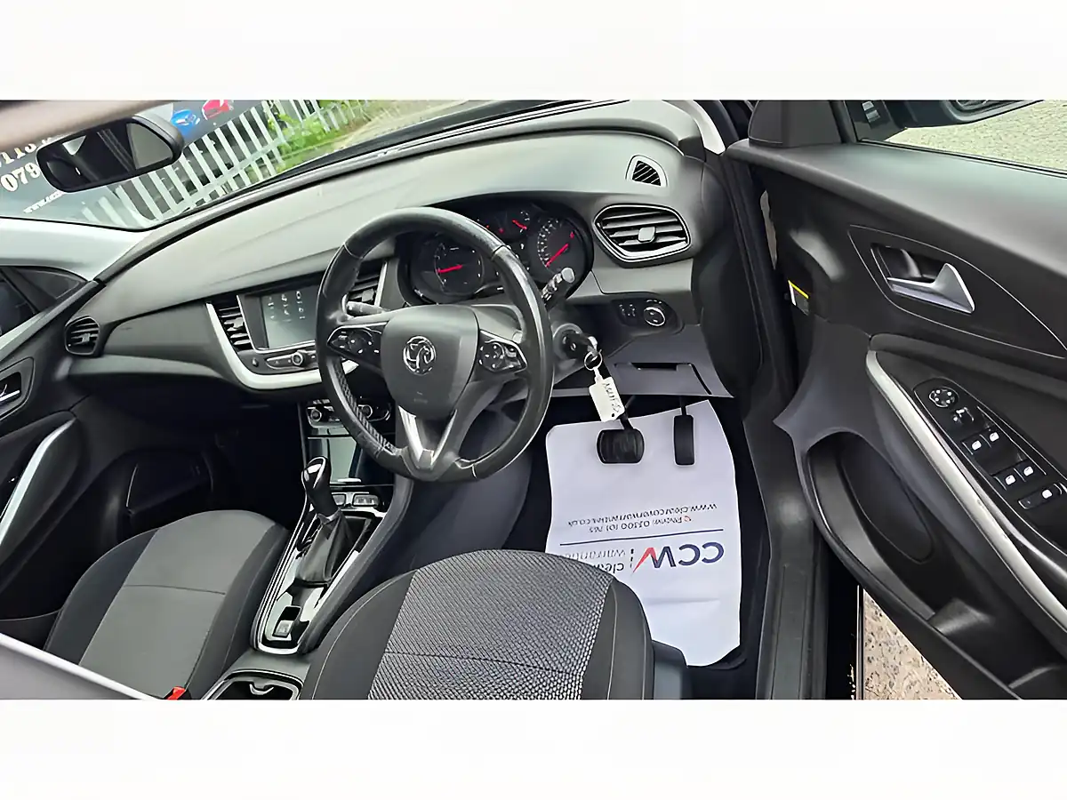 Used 2019 Vauxhall Grandland X Se Black - Interior and Exterior details 18