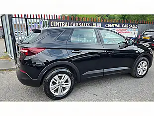 Used 2019 Vauxhall Grandland X Se Black - Interior and Exterior details 9