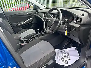 Used 2019 Vauxhall Grandland X Se Grey - Interior and Exterior details 6