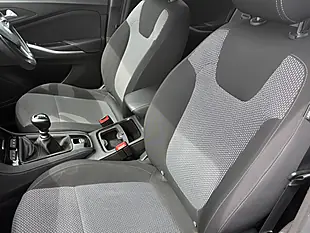 Used 2019 Vauxhall Grandland X Se Grey - Interior and Exterior details 11