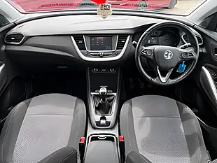Used 2019 Vauxhall Grandland X Se Grey - Interior and Exterior details 2