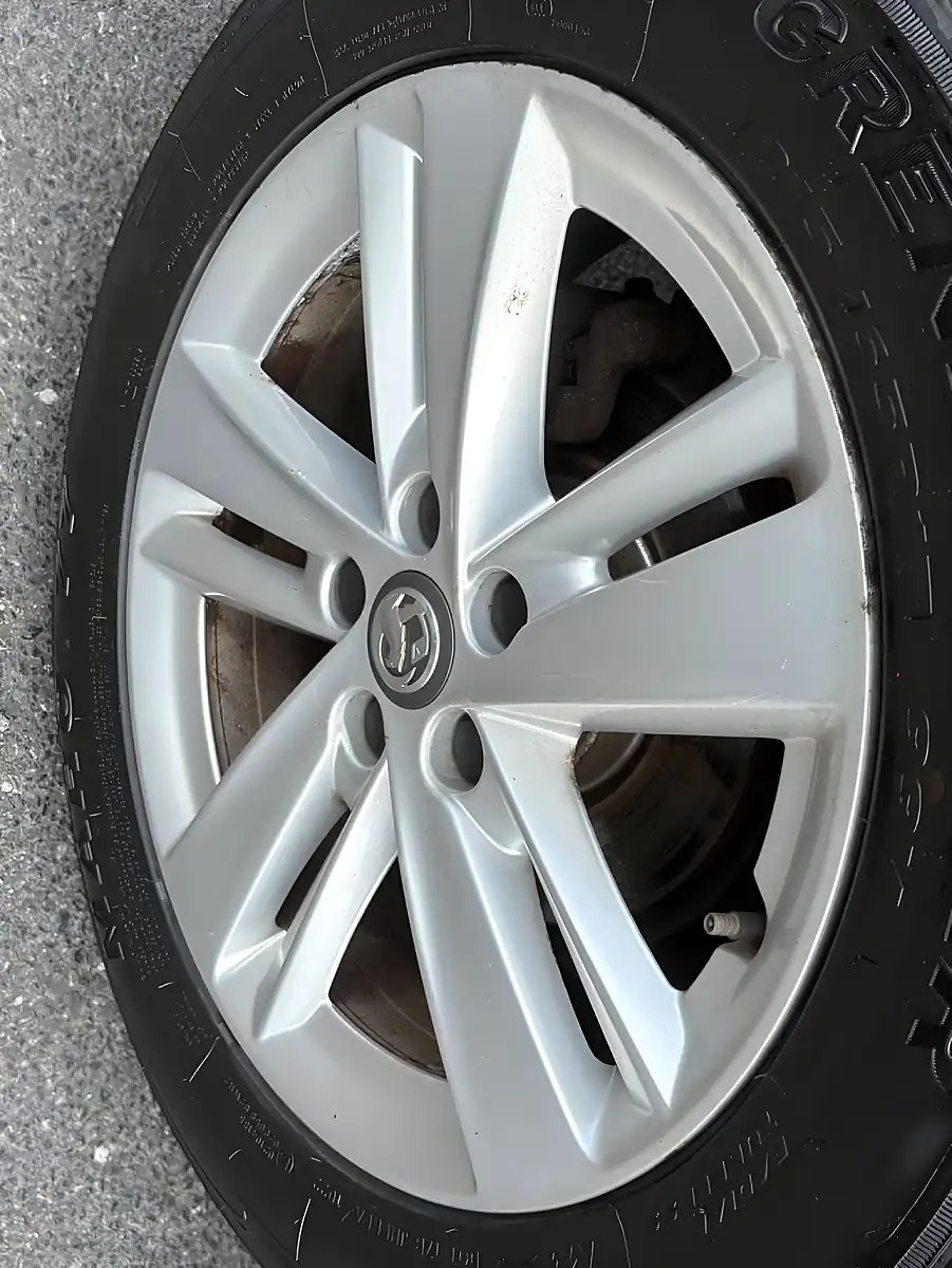 Used 2019 Vauxhall Grandland X Se Grey - Interior and Exterior details 9