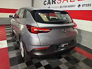 Used 2019 Vauxhall Grandland X Se Grey - Interior and Exterior details 3