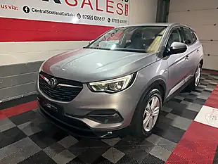 Used 2019 Vauxhall Grandland X Se Grey - Interior and Exterior details 8