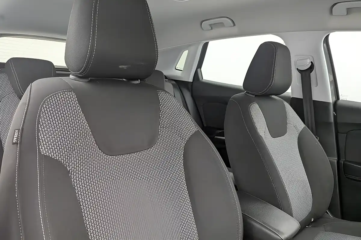 Used 2019 Vauxhall Grandland X Se Grey - Interior and Exterior details 12