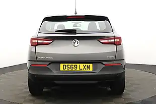 Used 2019 Vauxhall Grandland X Se Grey - Interior and Exterior details 4