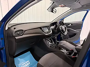 Used 2019 Vauxhall Grandland X Se Topaz Blue - Interior and Exterior details 11