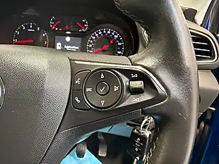 Used 2019 Vauxhall Grandland X Se Topaz Blue - Interior and Exterior details 17