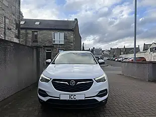 Used 2019 Vauxhall Grandland X Se White - Interior and Exterior details 10