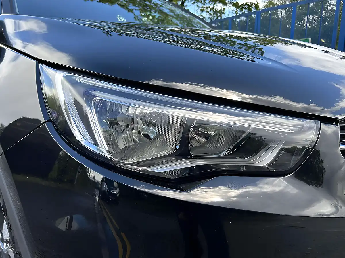Used 2019 Vauxhall Grandland X Sport Nav Black - Interior and Exterior details 20